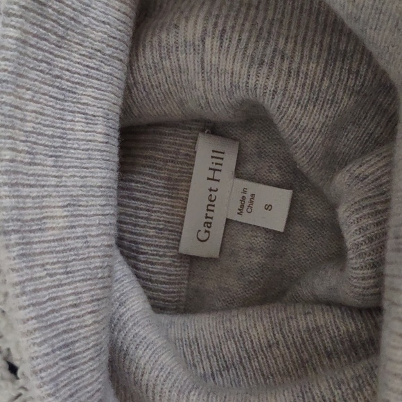 Garnet Hill Oversized Turtleneck Sweater Small - Picture 3 of 12